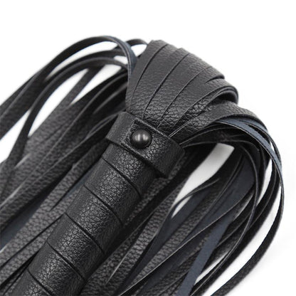 LATETOBED BDSM LINE FLOGGER CLÁSICO NEGRO